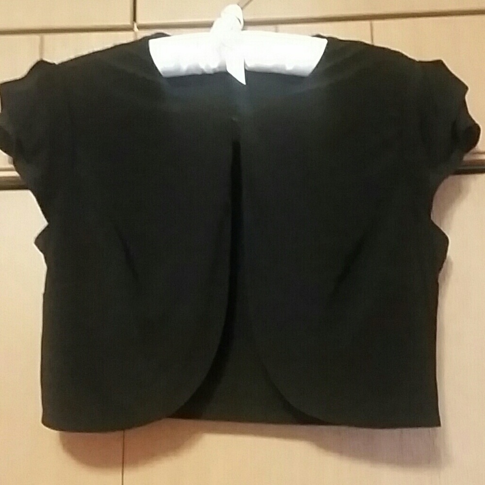 Black shrug
